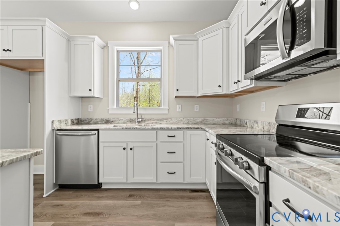 1307 Lewiston Plank Rd