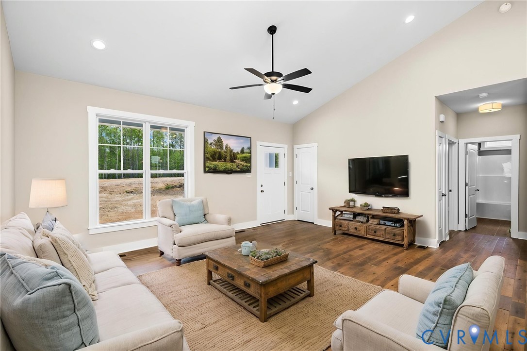 355 Happy Hollow Rd