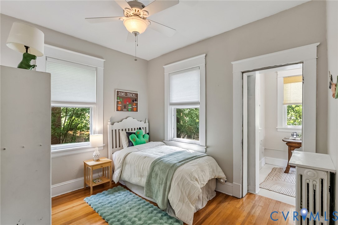 4806 E Seminary Ave