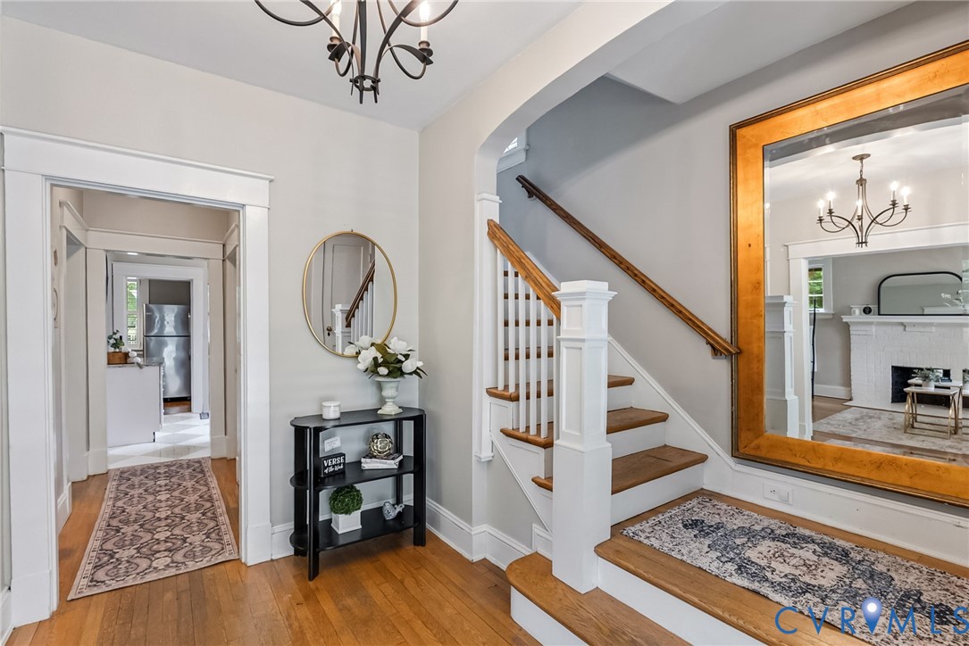 4806 E Seminary Ave