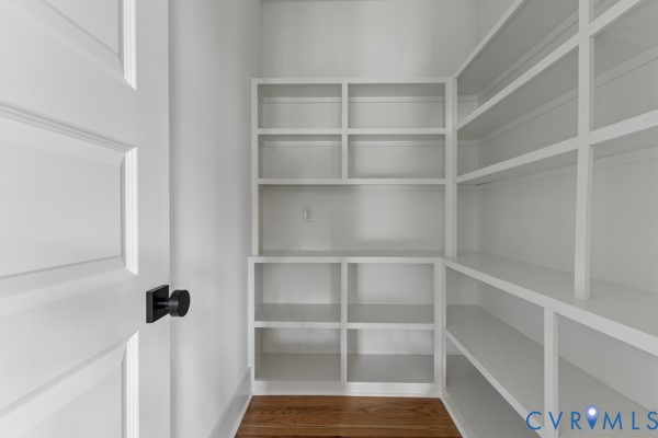 10512 River Rd