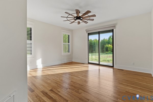 10512 River Rd