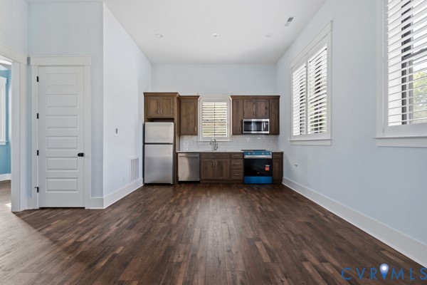 10512 River Rd
