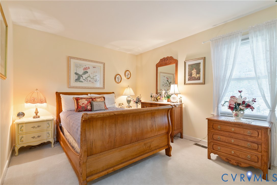 2504 Melaway Dr