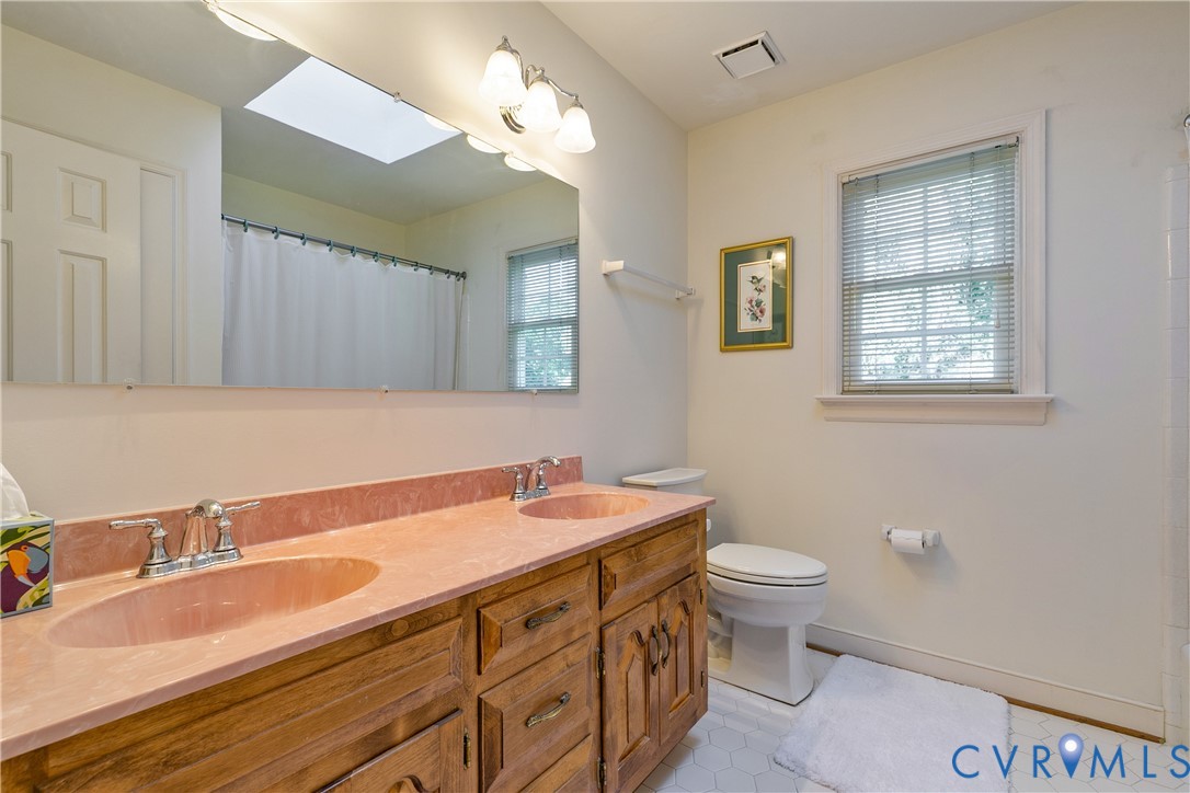 2504 Melaway Dr