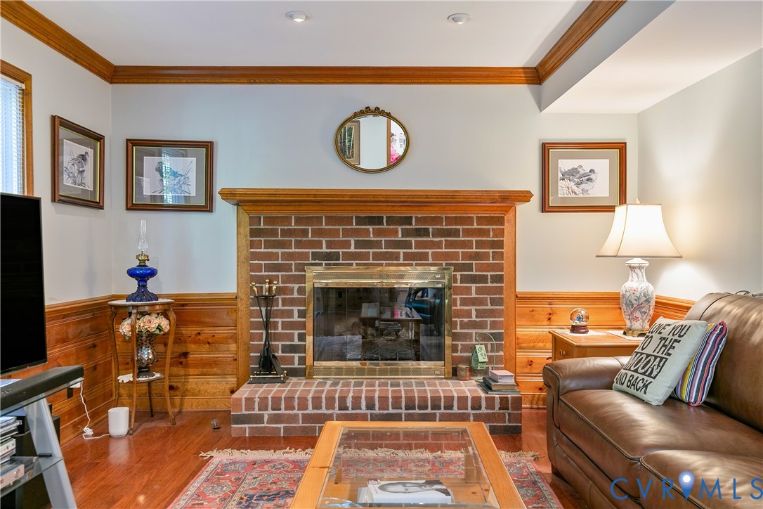 2504 Melaway Dr