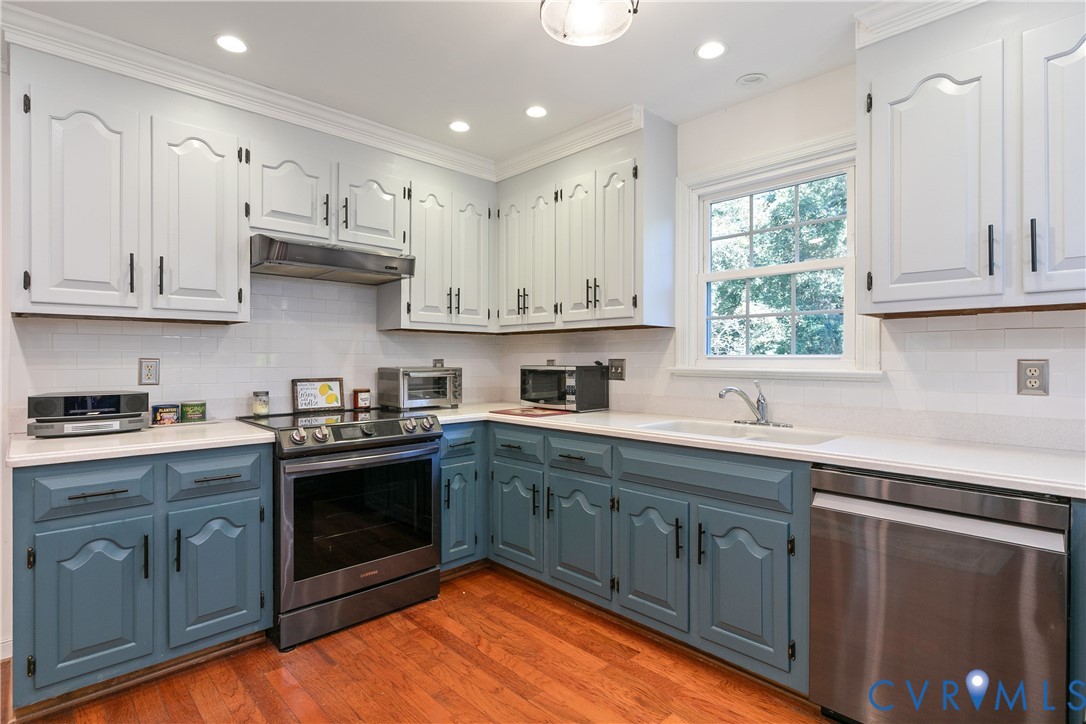 2504 Melaway Dr
