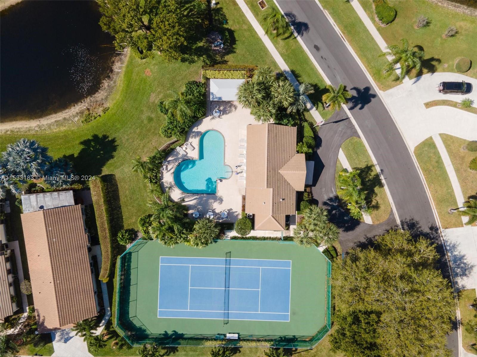 4830 Brighton Lakes Blvd
