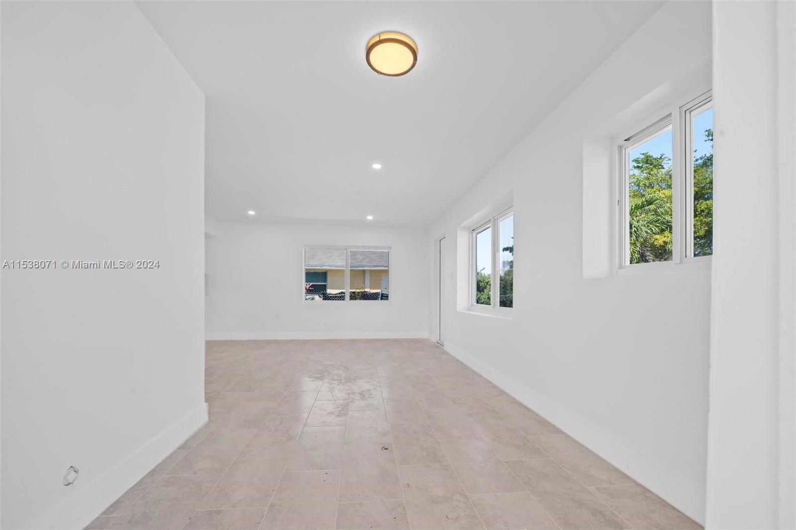 2868 NW 6th Ct