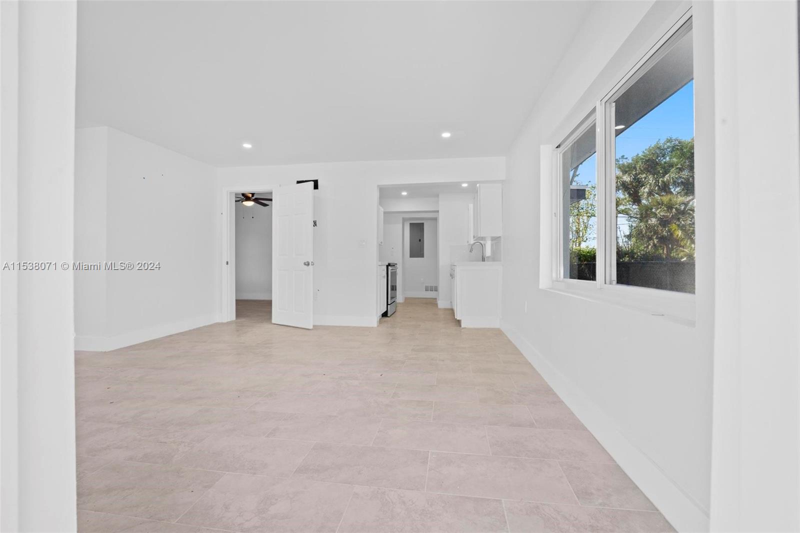 2868 NW 6th Ct