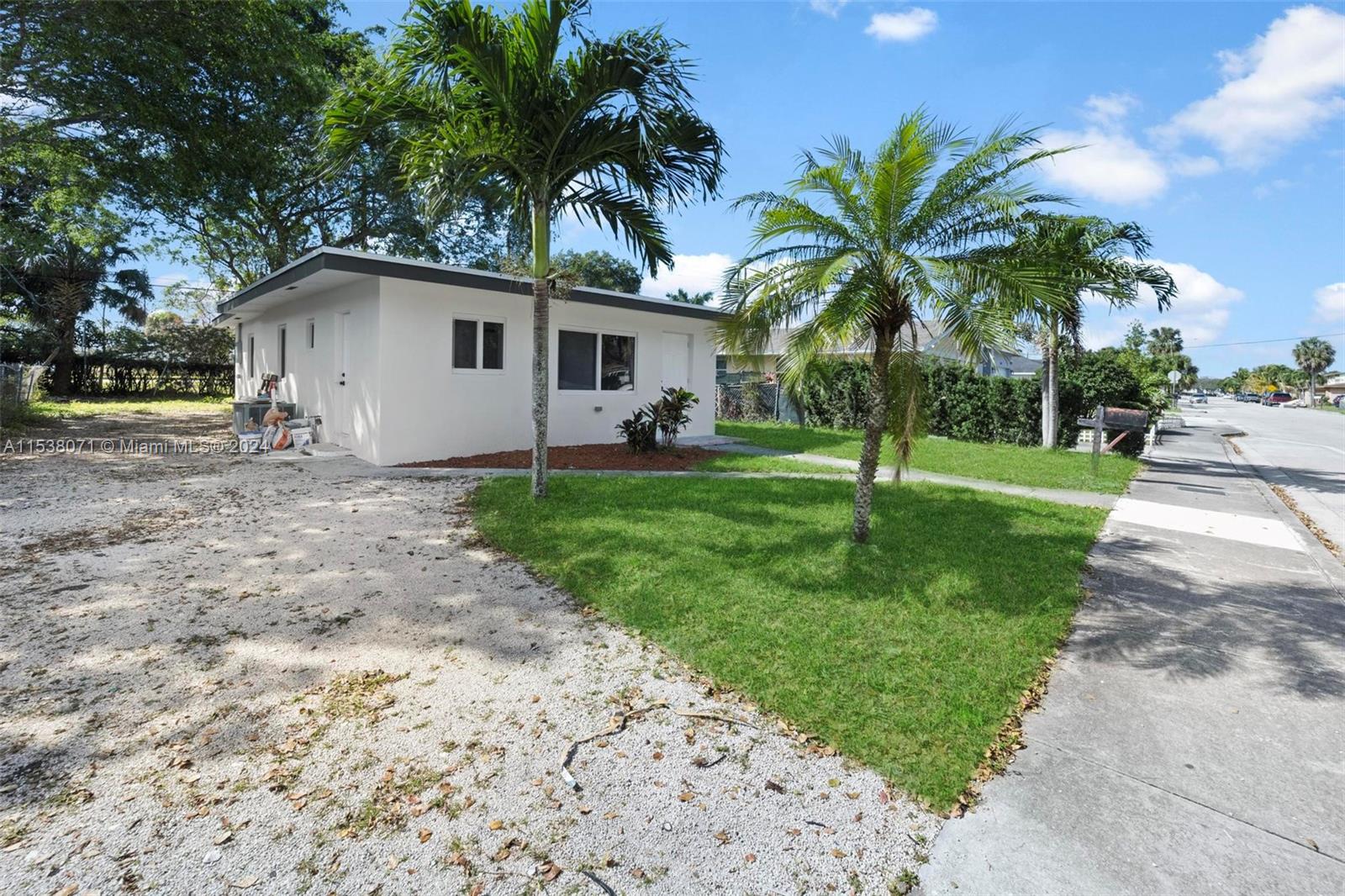2868 NW 6th Ct