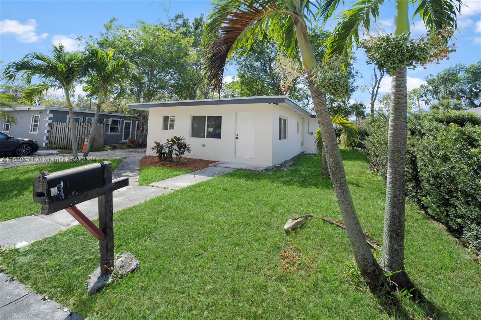 2868 NW 6th Ct