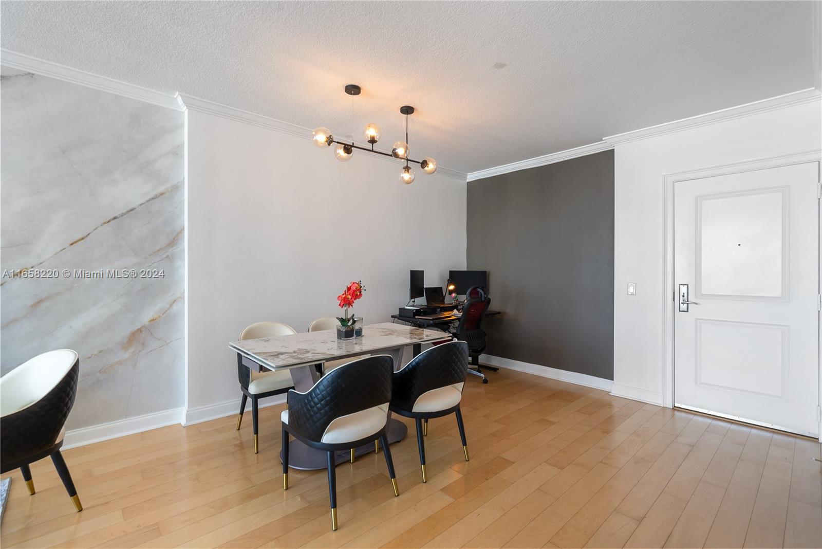 350 SE 2nd St # 2580
