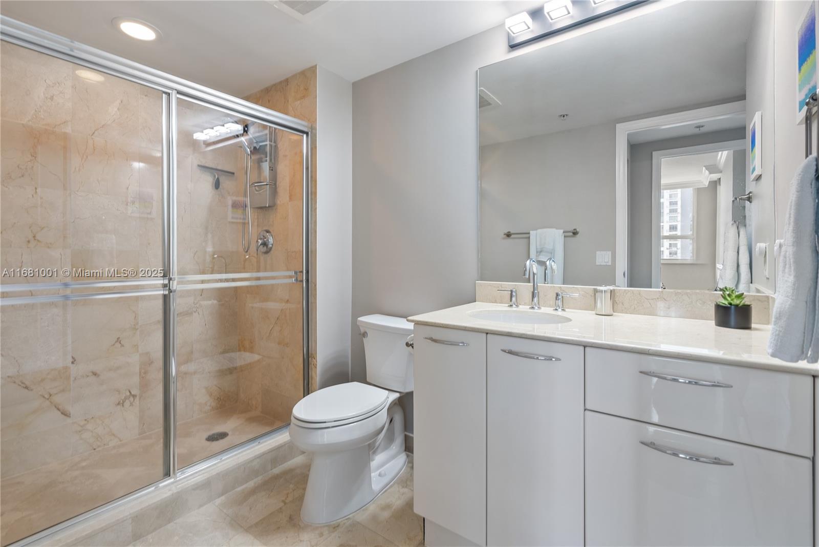 350 LAS OLAS SE 2nd St # 2550