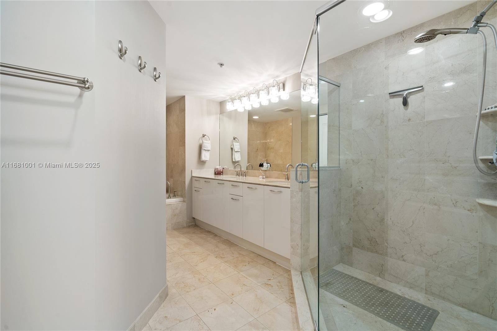 350 LAS OLAS SE 2nd St # 2550