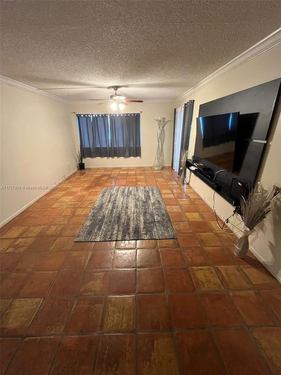 812 SW 9th Street Cir # 101