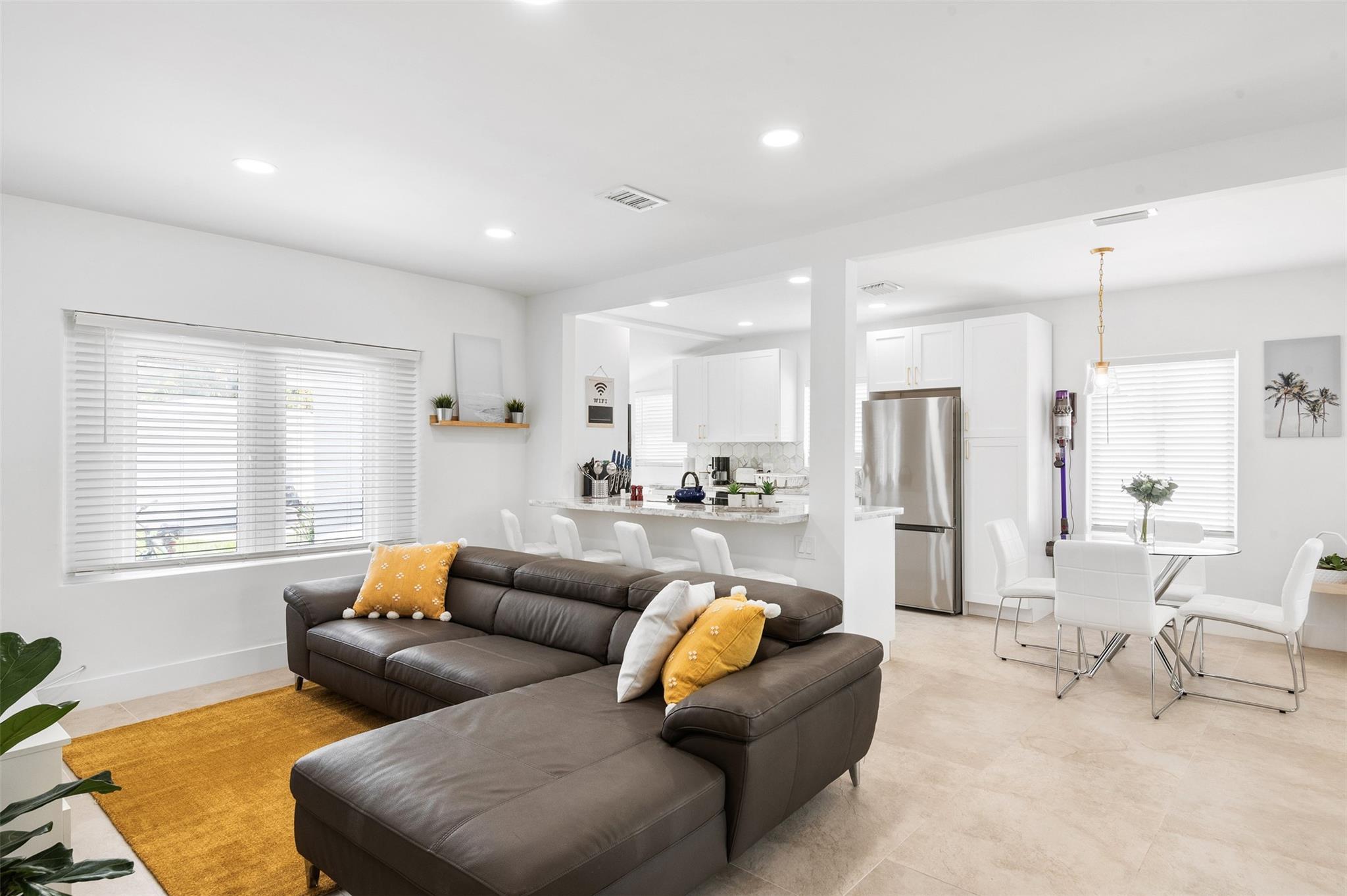 1131 NE 12th Ave