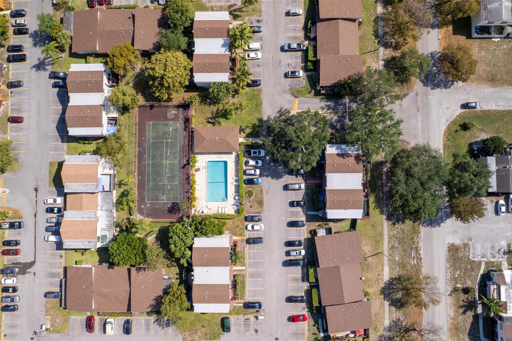 3200 NW 5th Ter 33