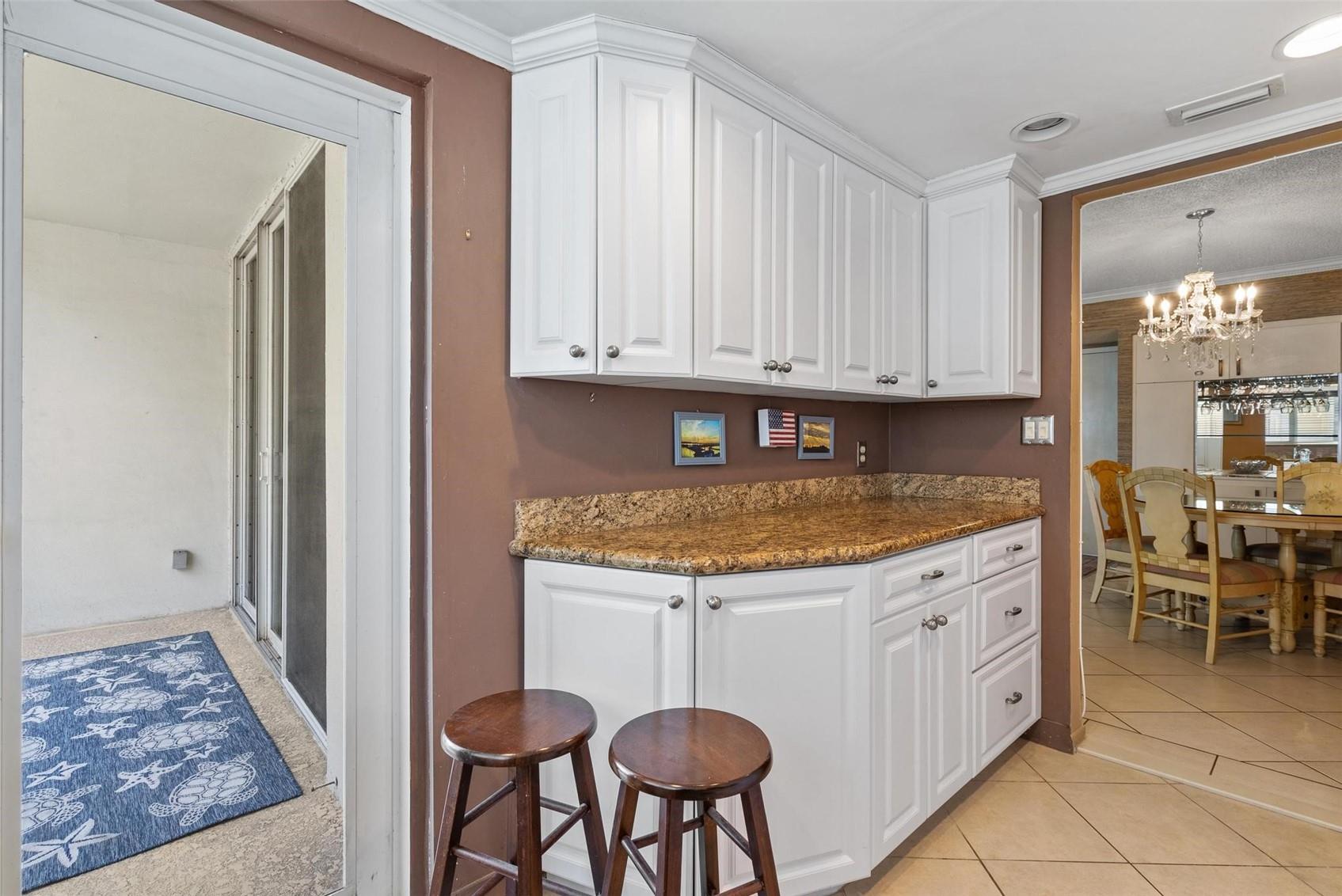 1239 Hillsboro Mile 203