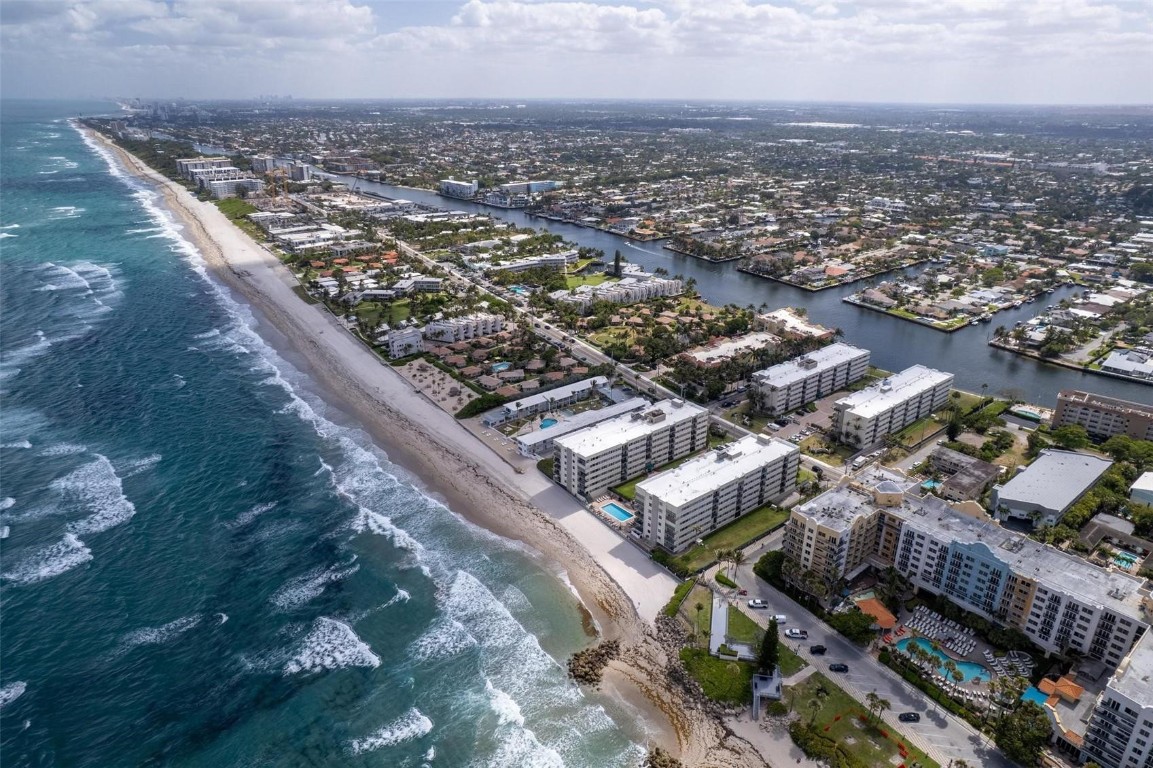 1239 Hillsboro Mile 203