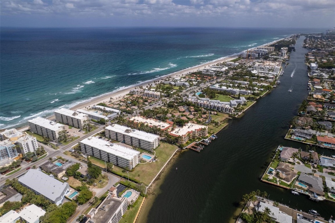 1239 Hillsboro Mile 203