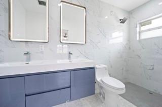 4826 NE 17th Ter