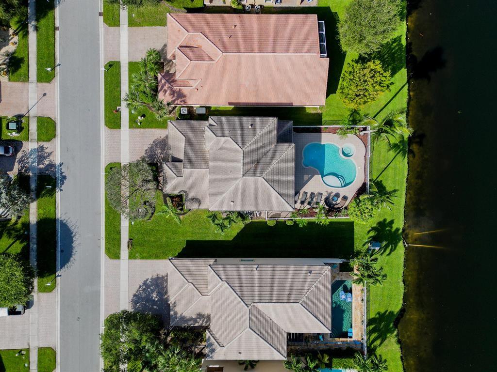 8343 Genova Way