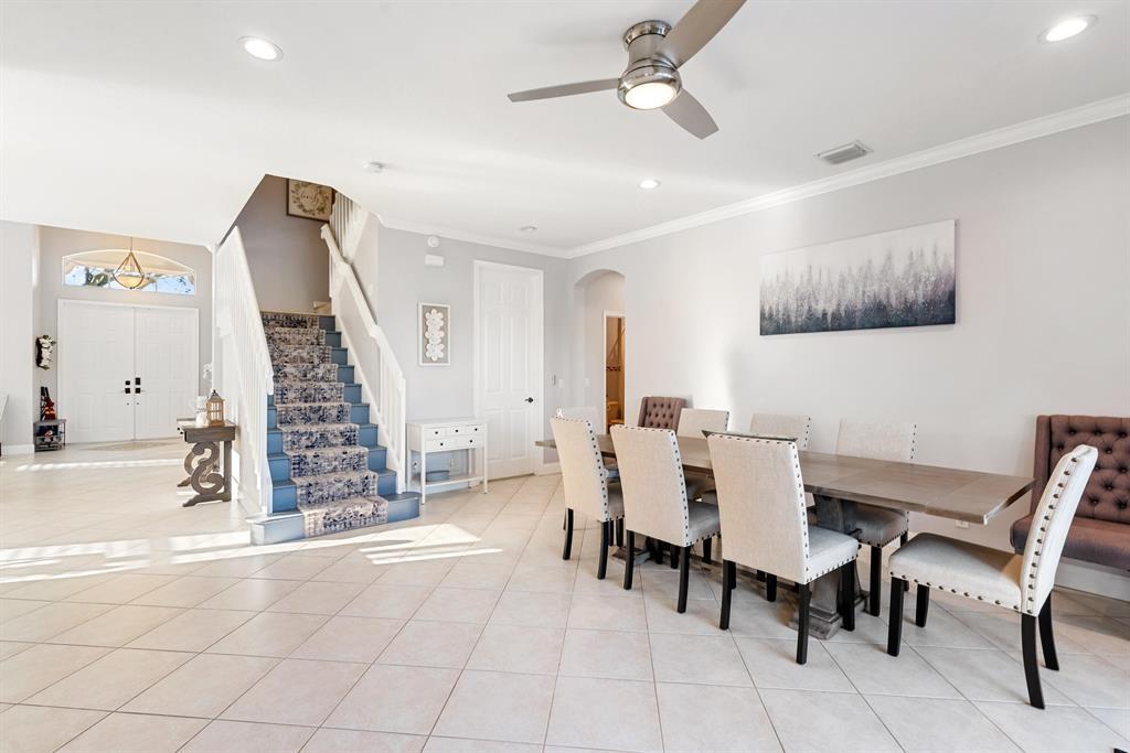 8343 Genova Way