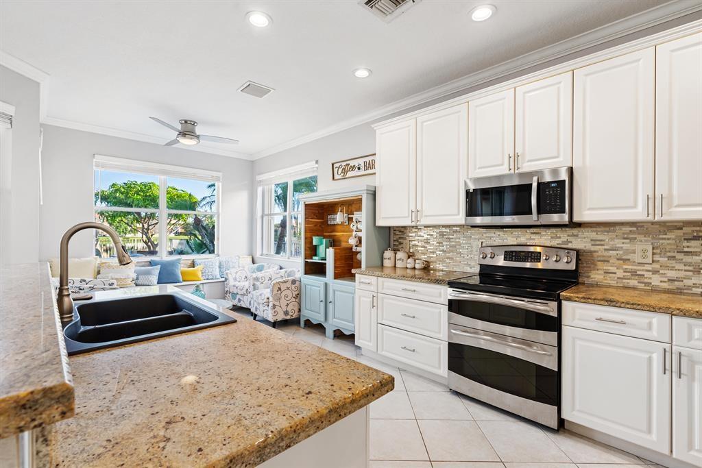 8343 Genova Way