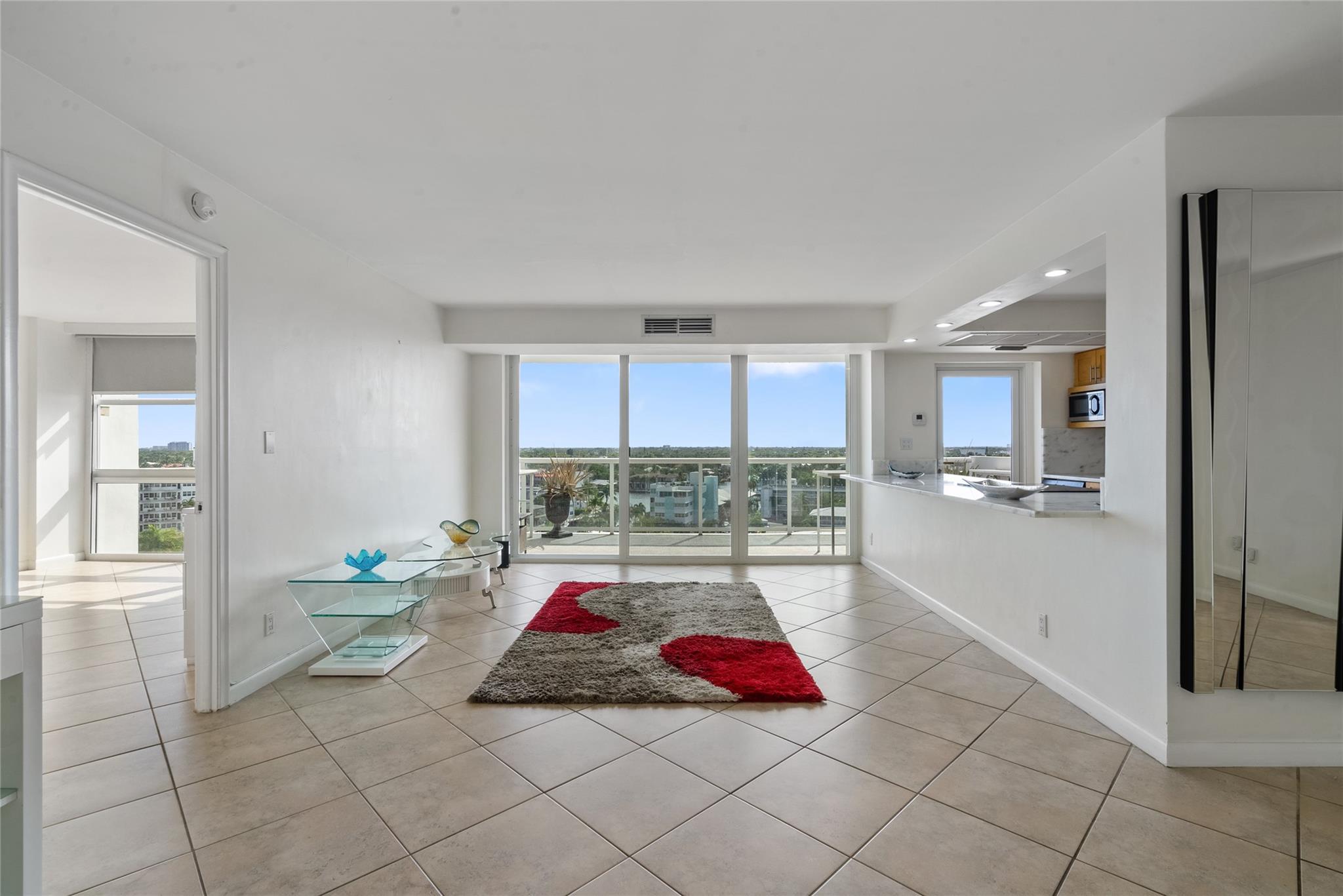 2841 N Ocean Blvd