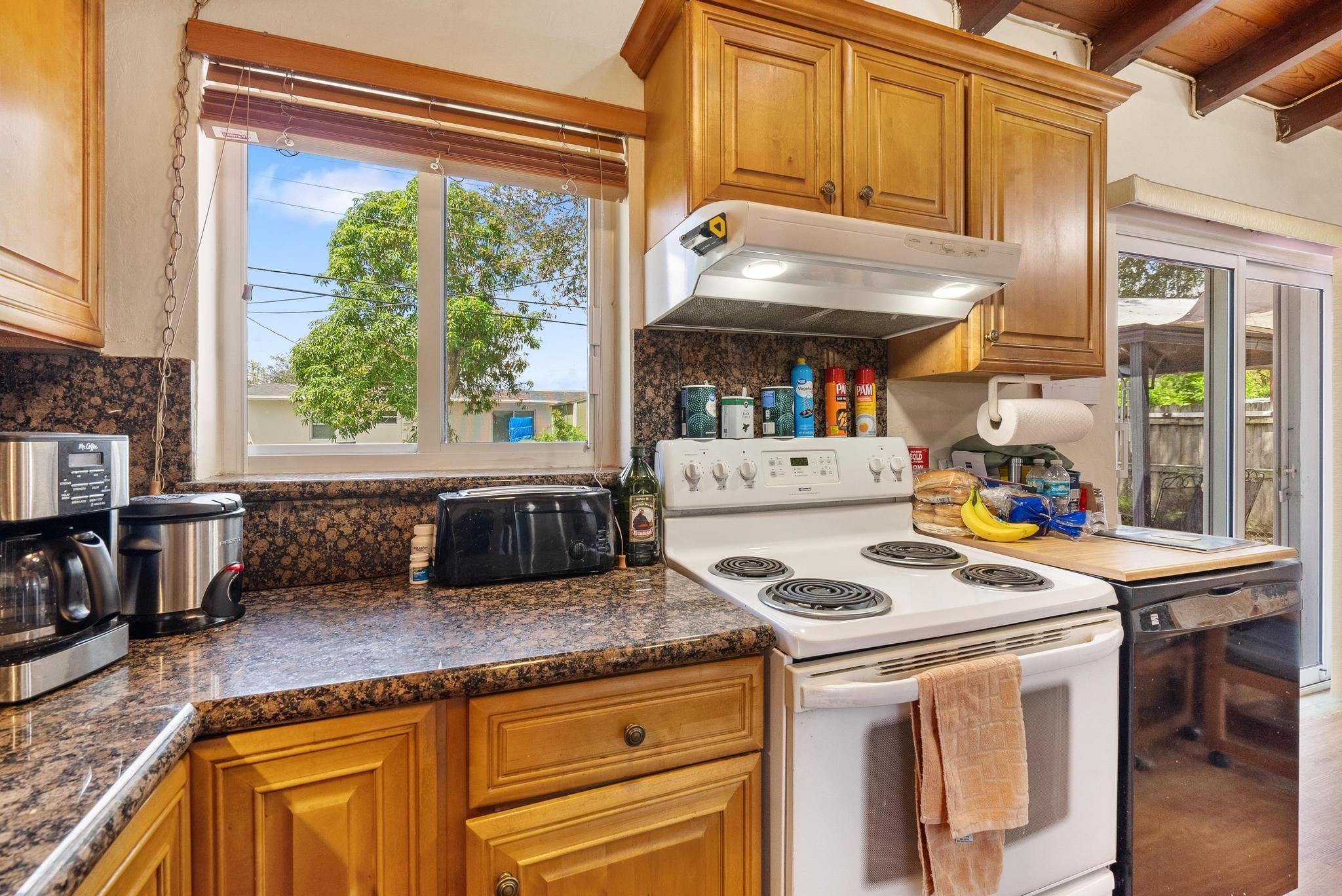 529 SW 22nd Ave