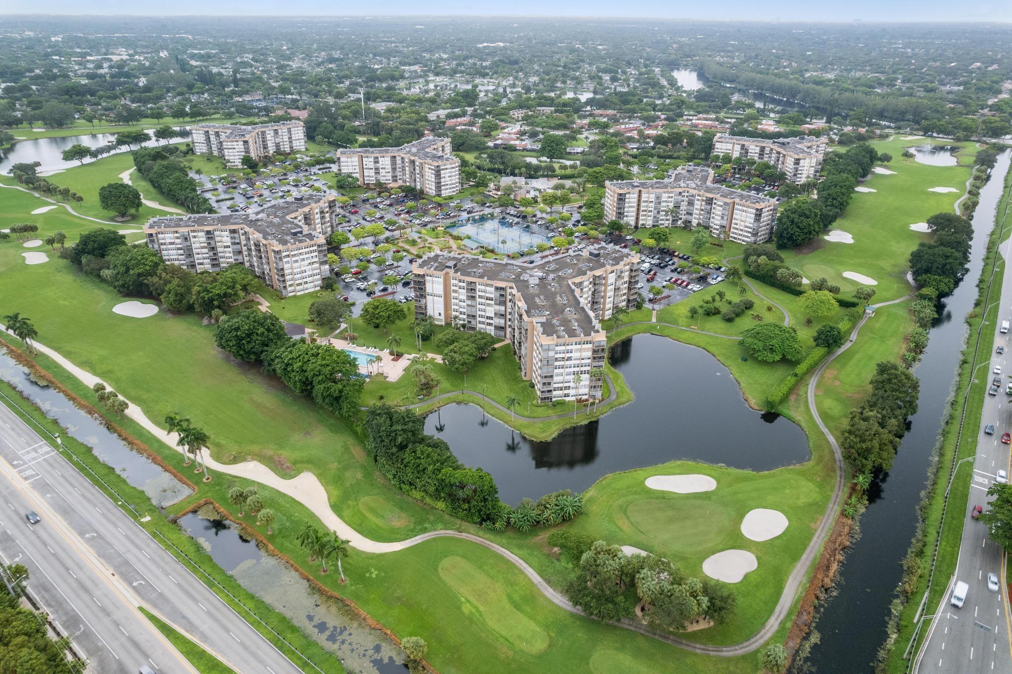 1200 Saint Charles Pl PH7