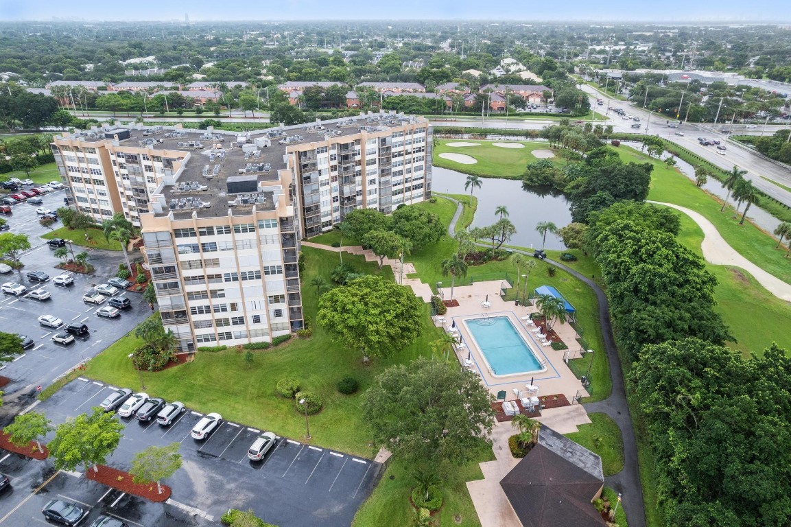 1200 Saint Charles Pl PH7