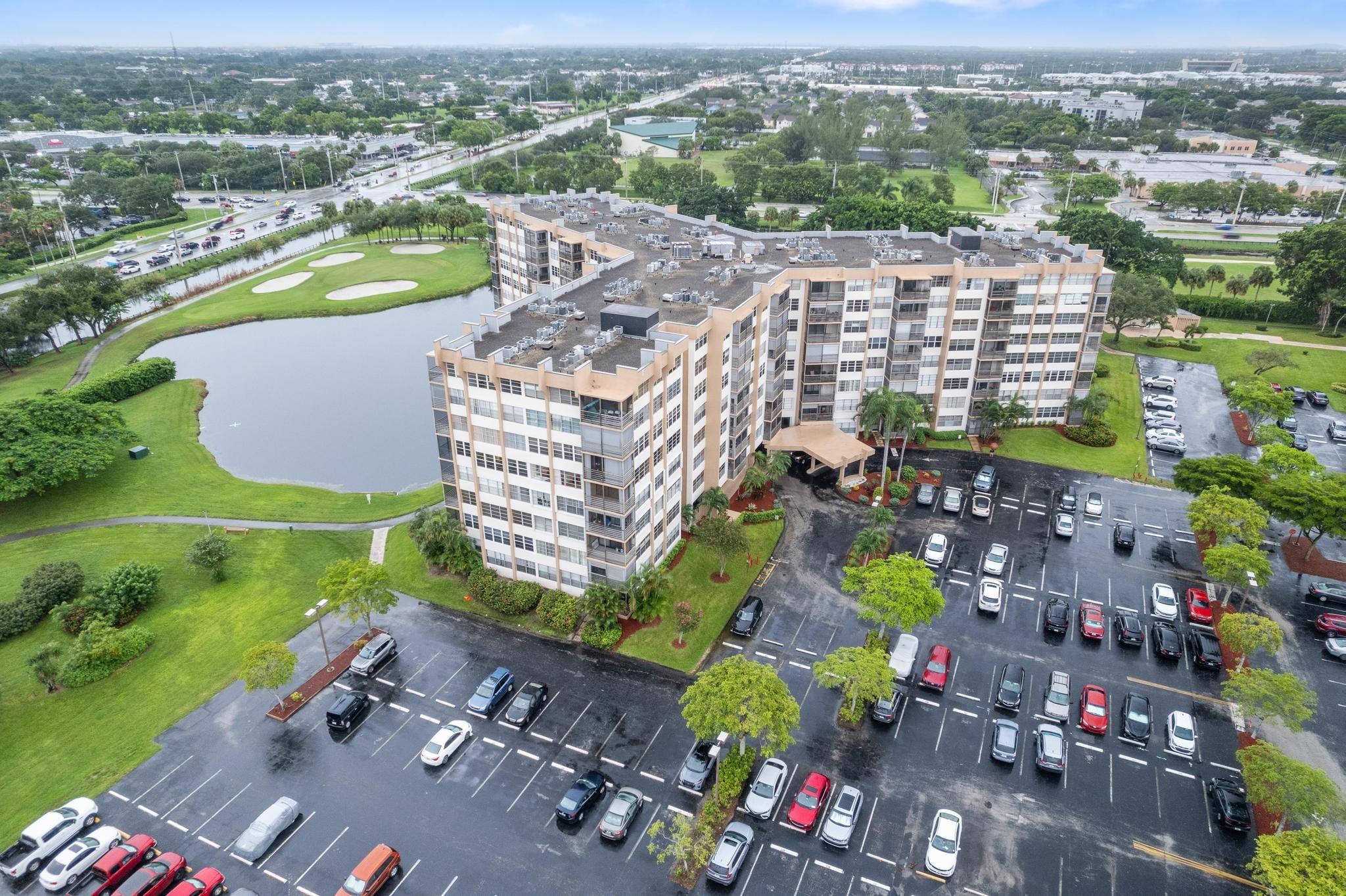 1200 Saint Charles Pl PH7