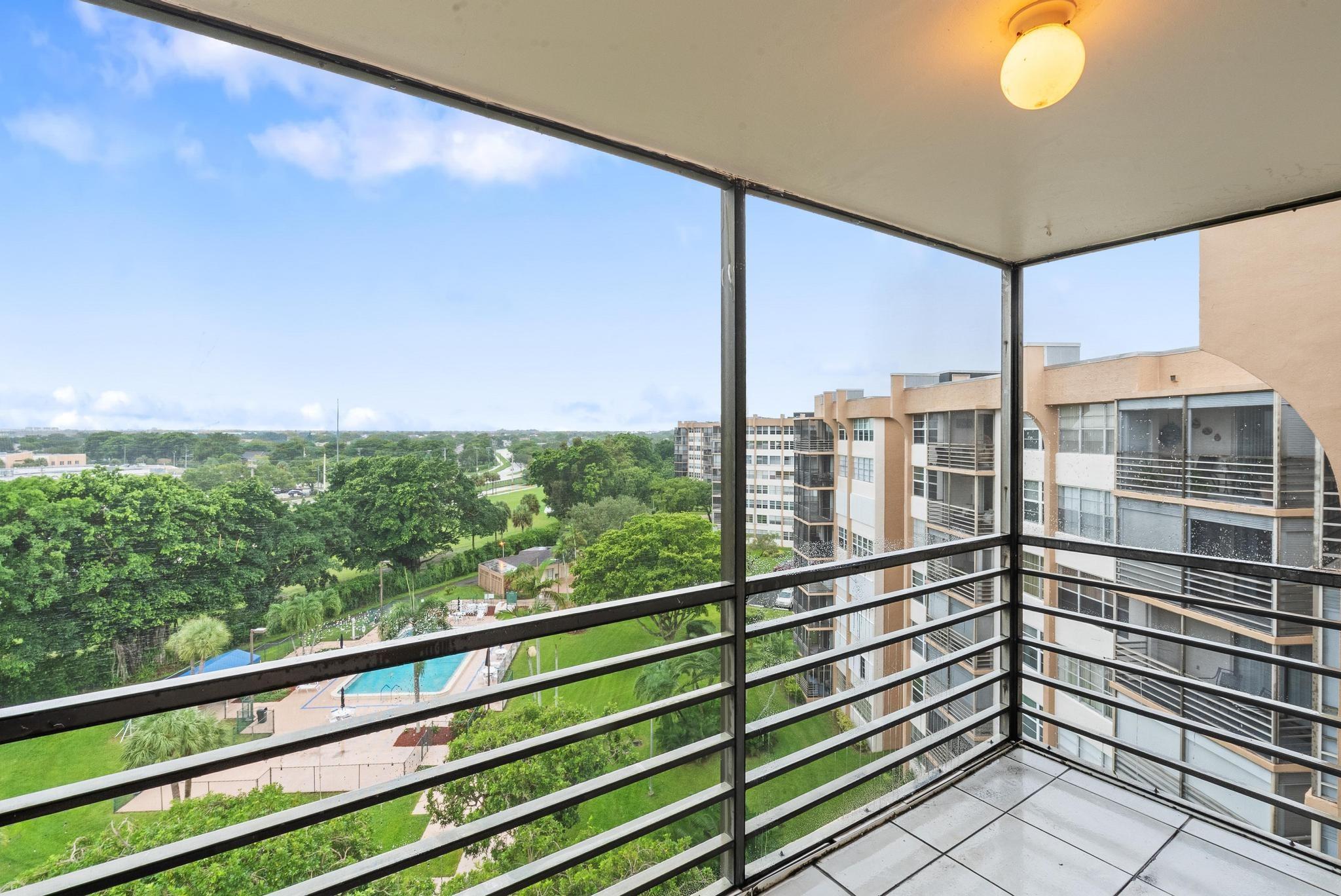 1200 Saint Charles Pl PH7