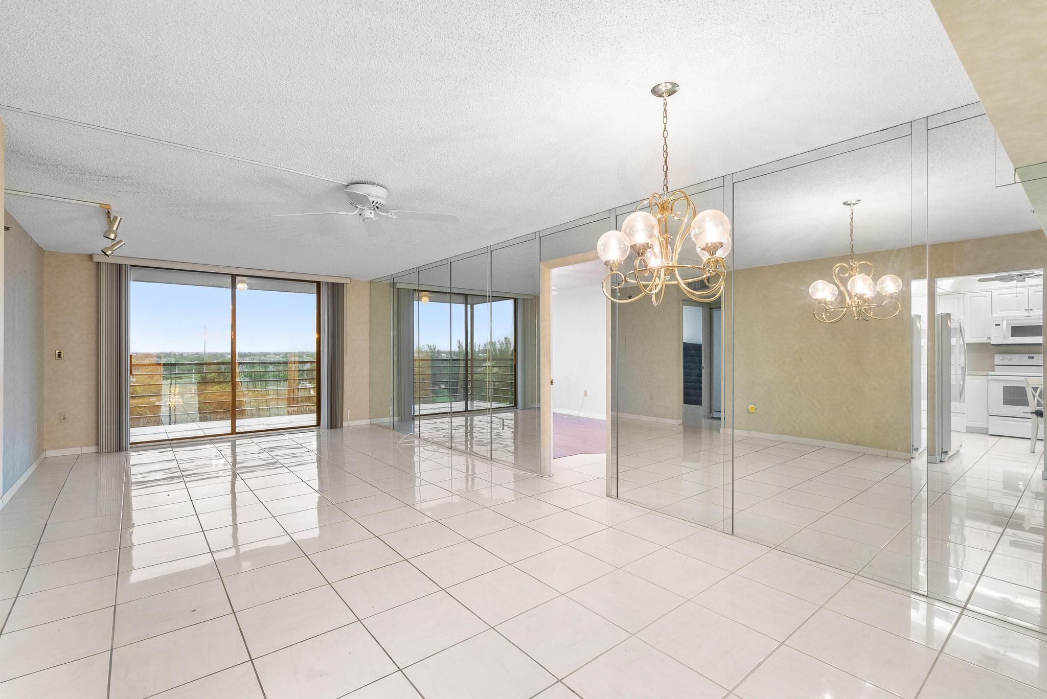 1200 Saint Charles Pl PH7