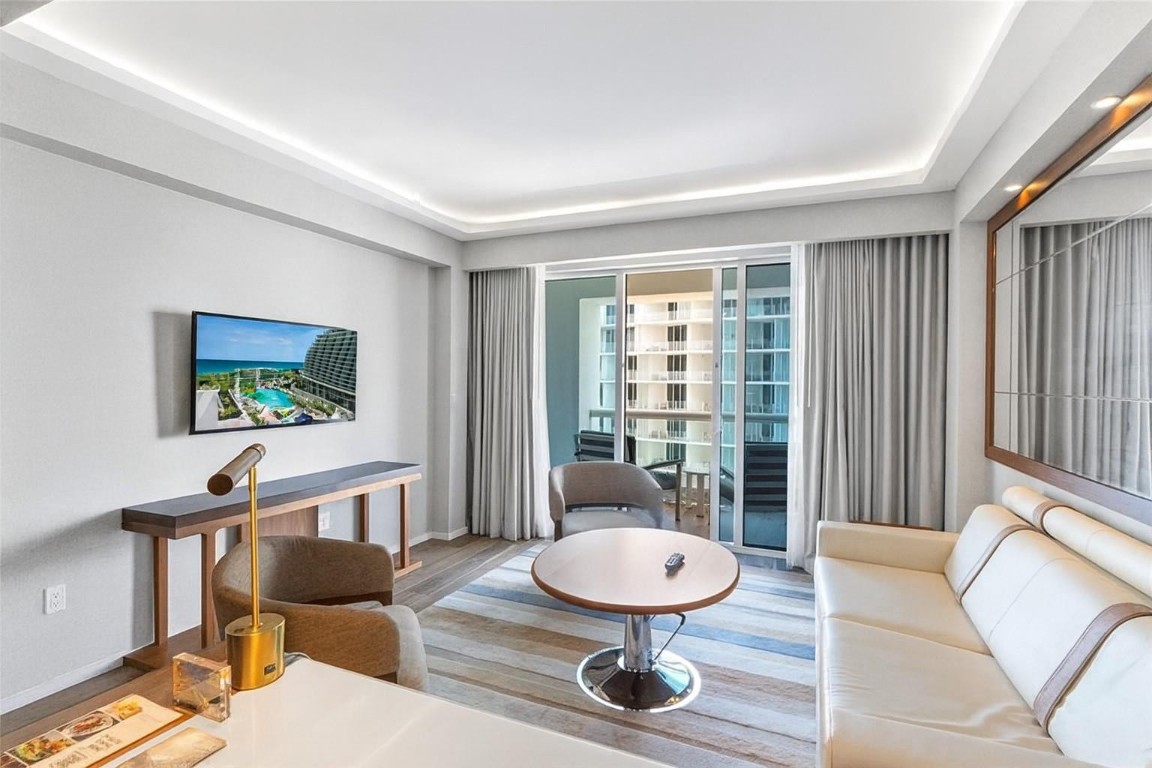 551 N Fort Lauderdale Beach Blvd R1810