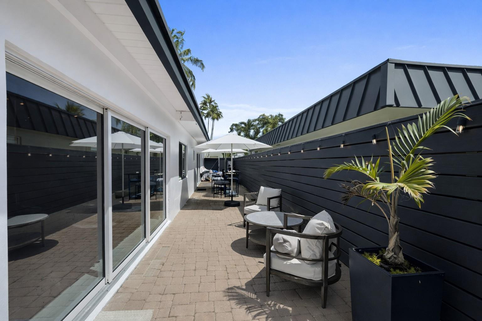 100 NE 22nd Street, Wilton Manors