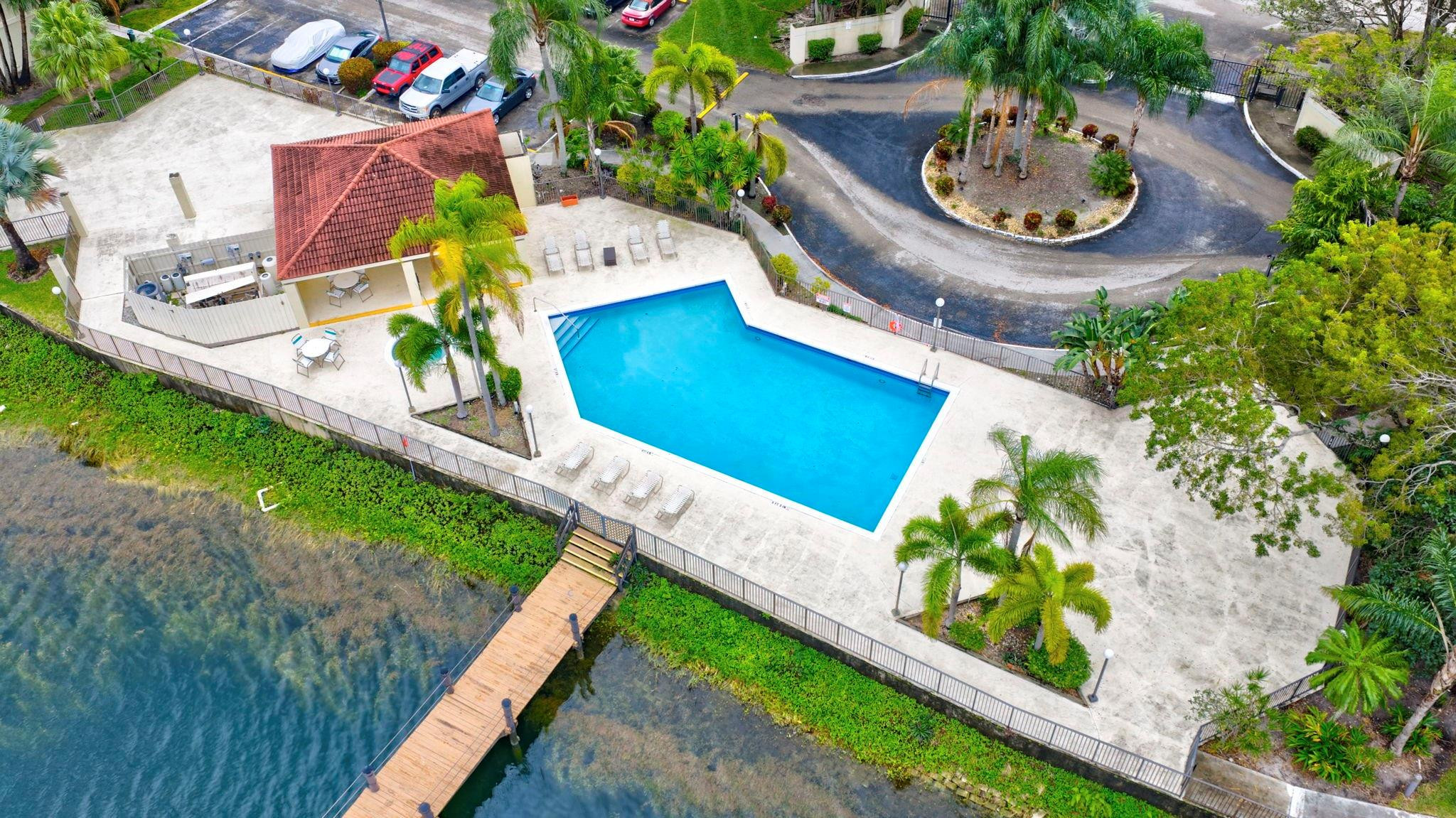 117 Lake Emerald Drive 408