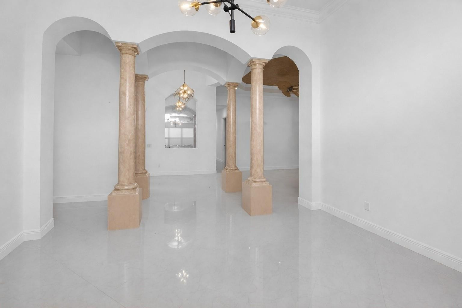 6940 Balboa Island Court