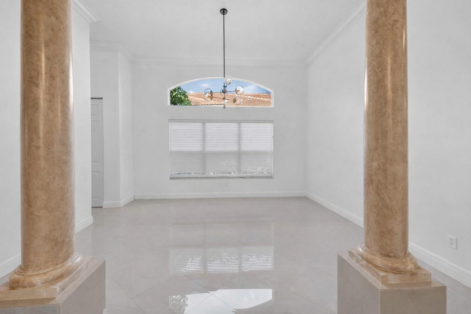 6940 Balboa Island Court