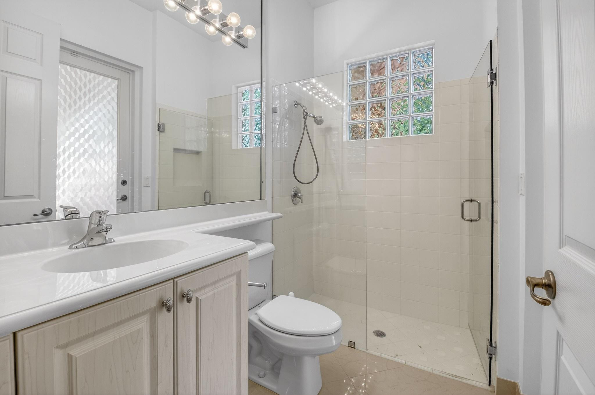 6940 Balboa Island Court