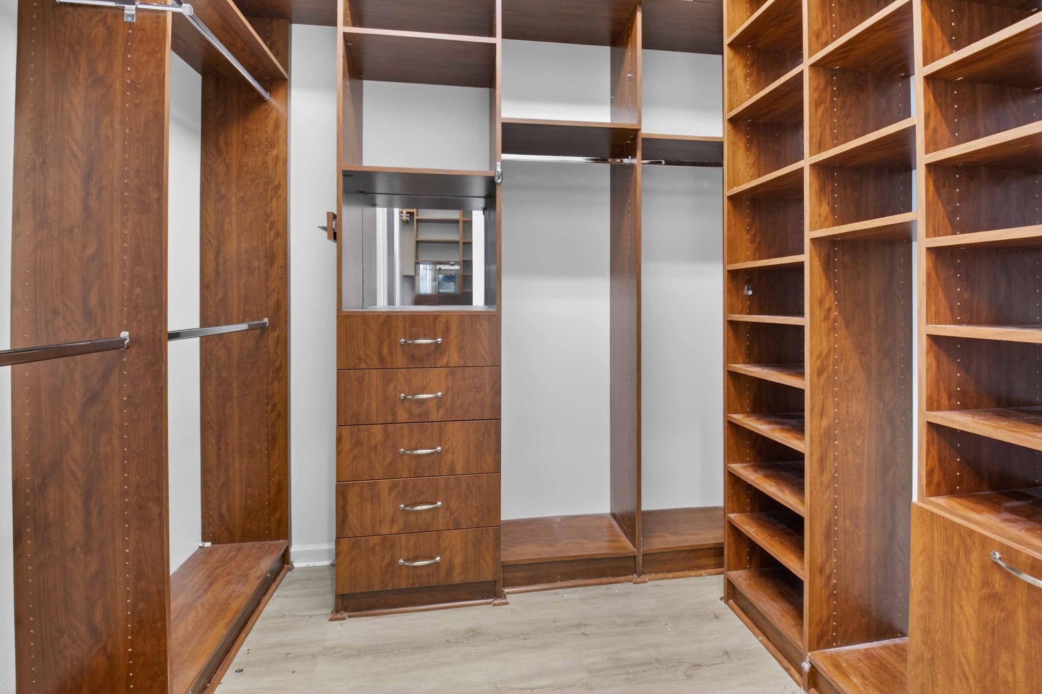 6940 Balboa Island Court