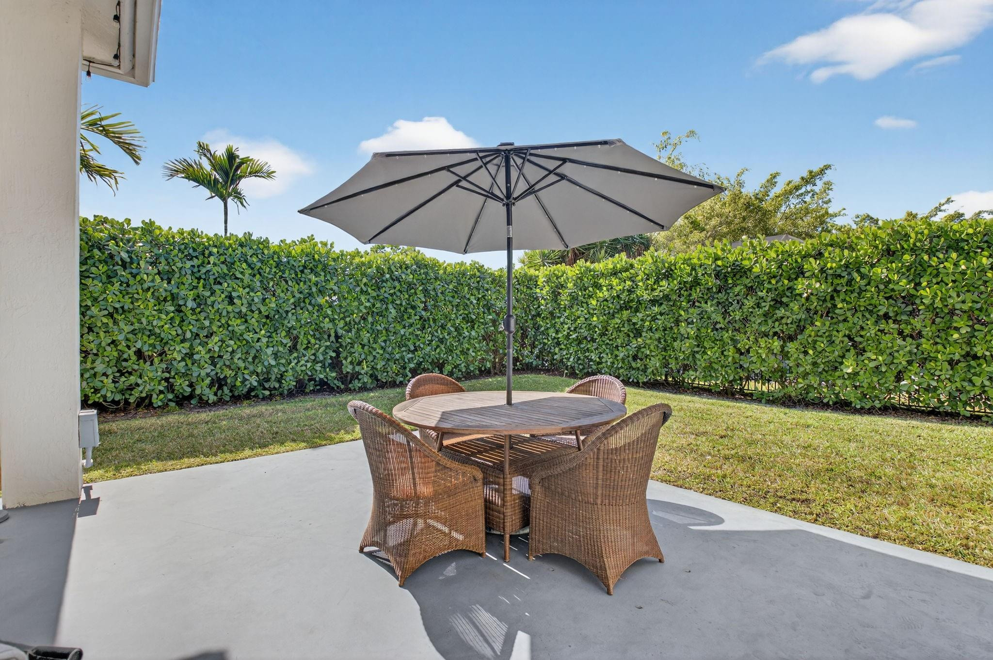 10078 Lexington Estates Boulevard