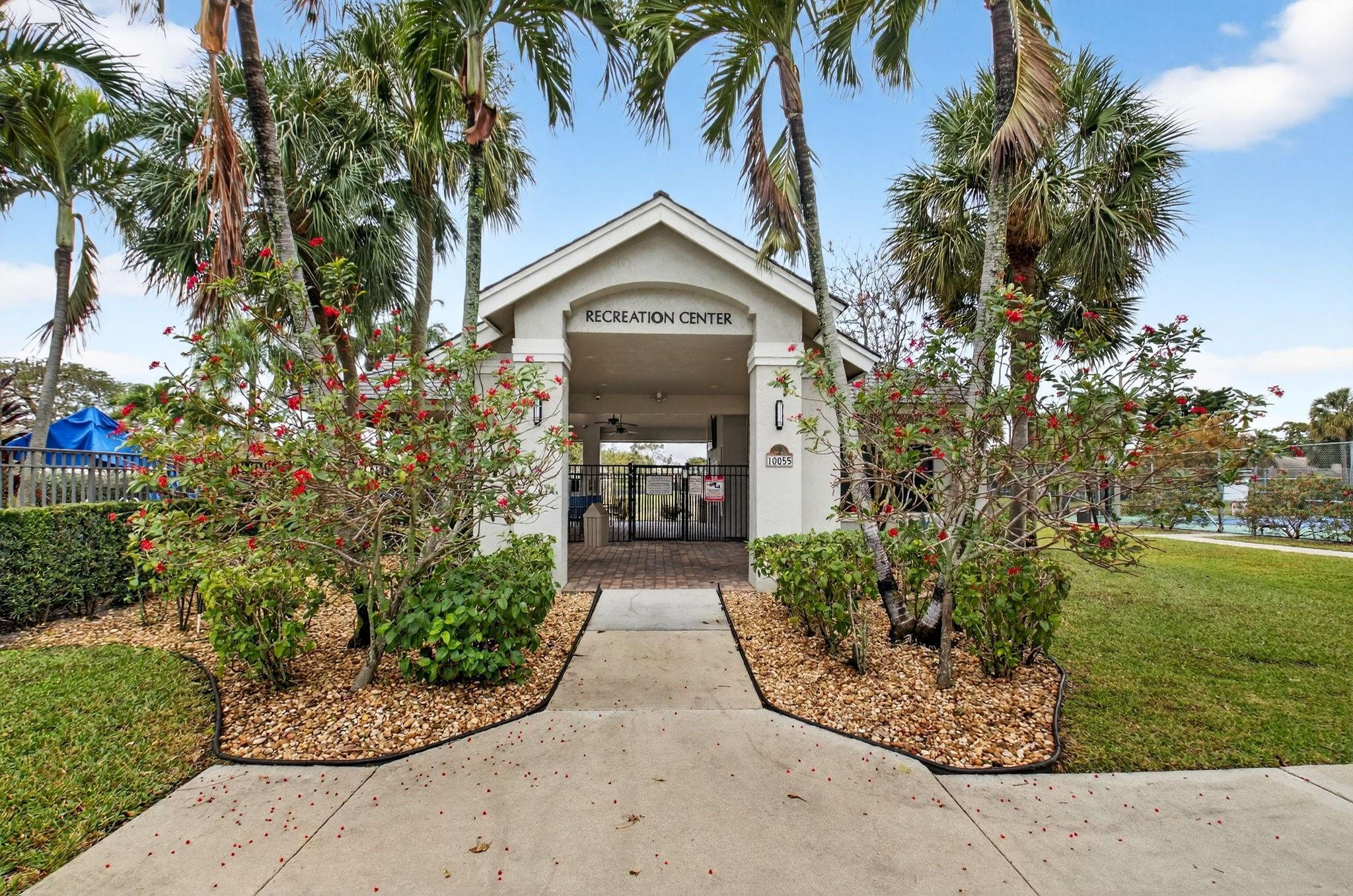 10078 Lexington Estates Boulevard