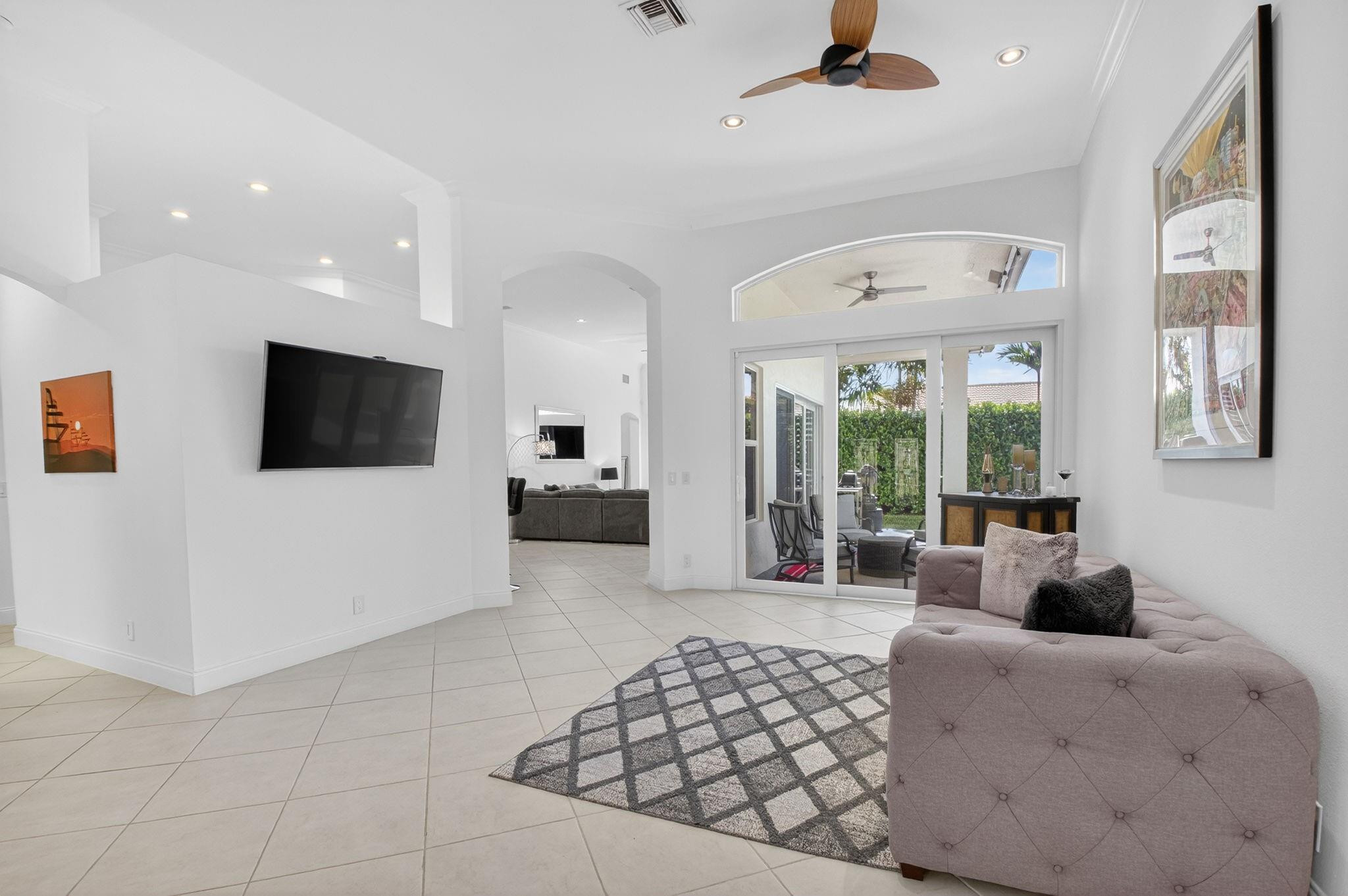 10078 Lexington Estates Boulevard