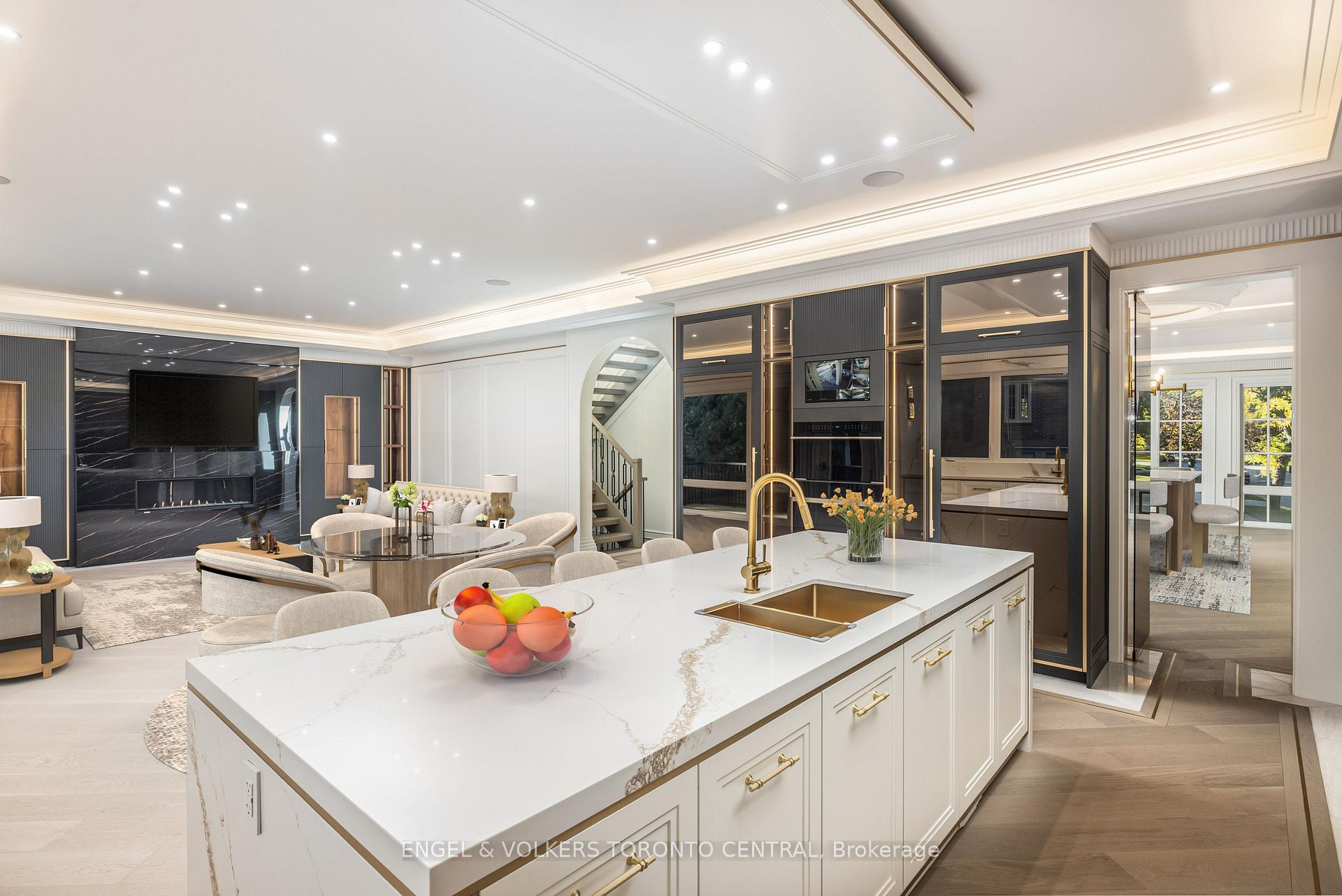 47 Danville Drive, Toronto C12, ON M2P 1J2, Toronto C12 ON, M2P 1J2