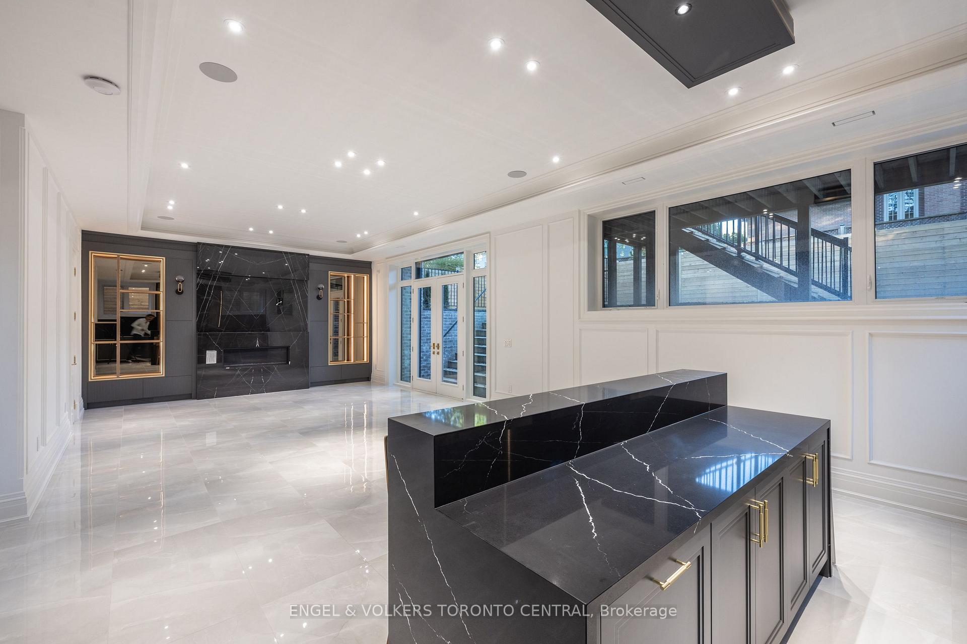 47 Danville Drive, Toronto C12, ON M2P 1J2, Toronto C12 ON, M2P 1J2