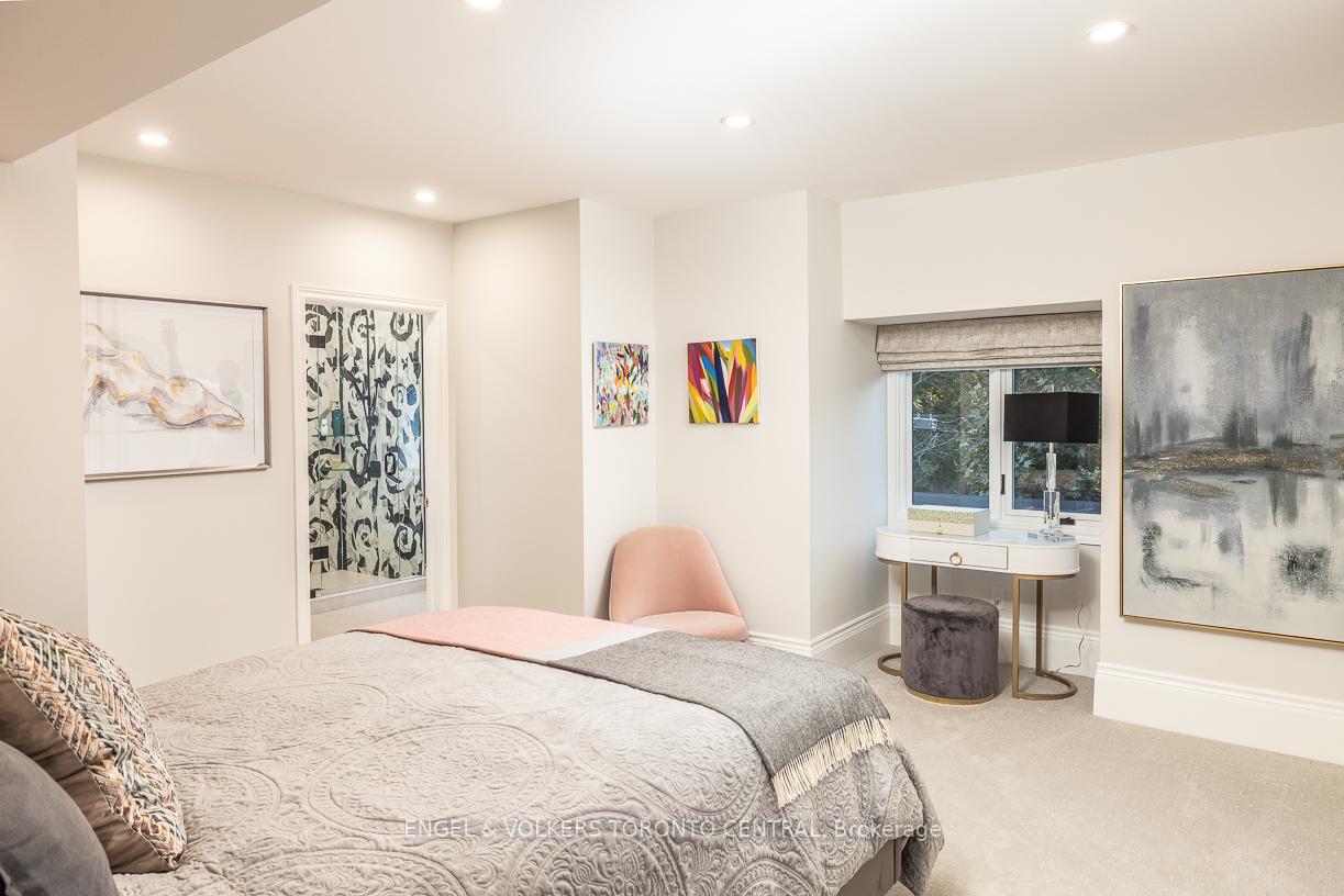 1 Bryce Avenue, Toronto C02, ON M4V 2B3, Toronto C02 ON, M4V 2B3