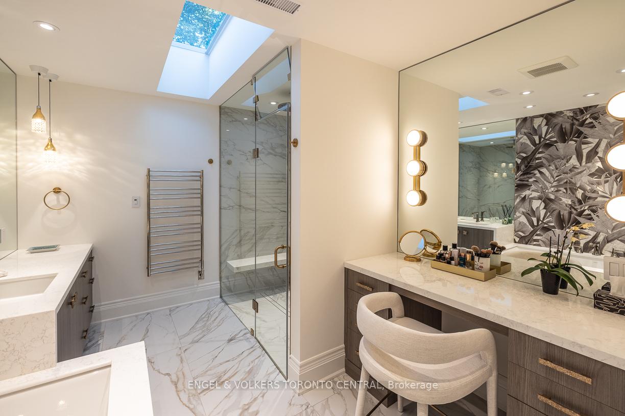 1 Bryce Avenue, Toronto C02, ON M4V 2B3, Toronto C02 ON, M4V 2B3